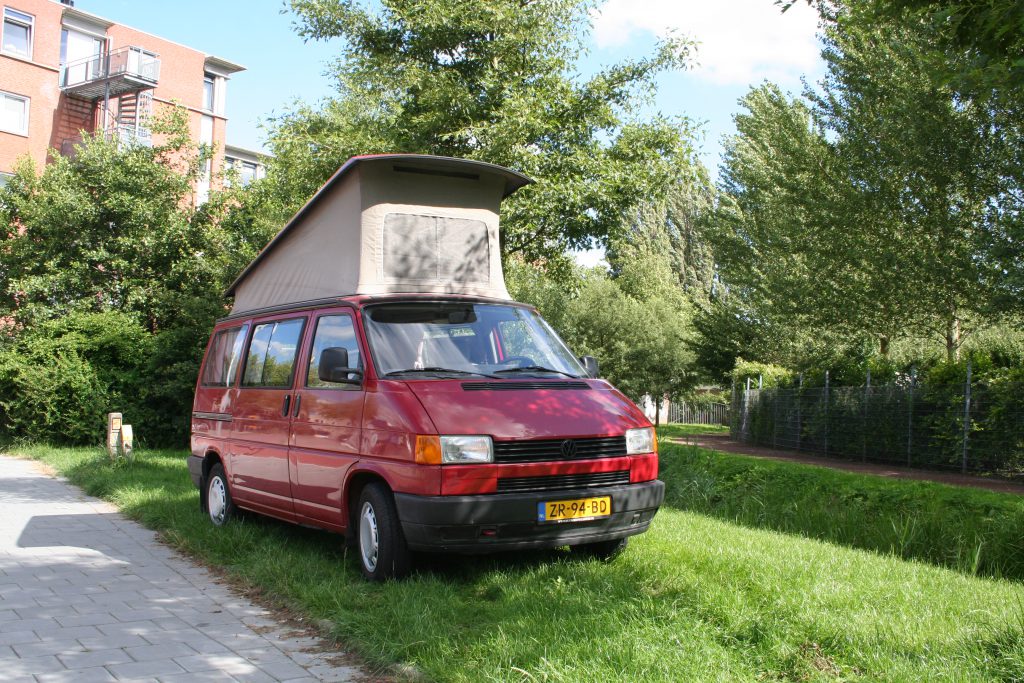 Volkswagen Westfalia California Rood 4 persoons
